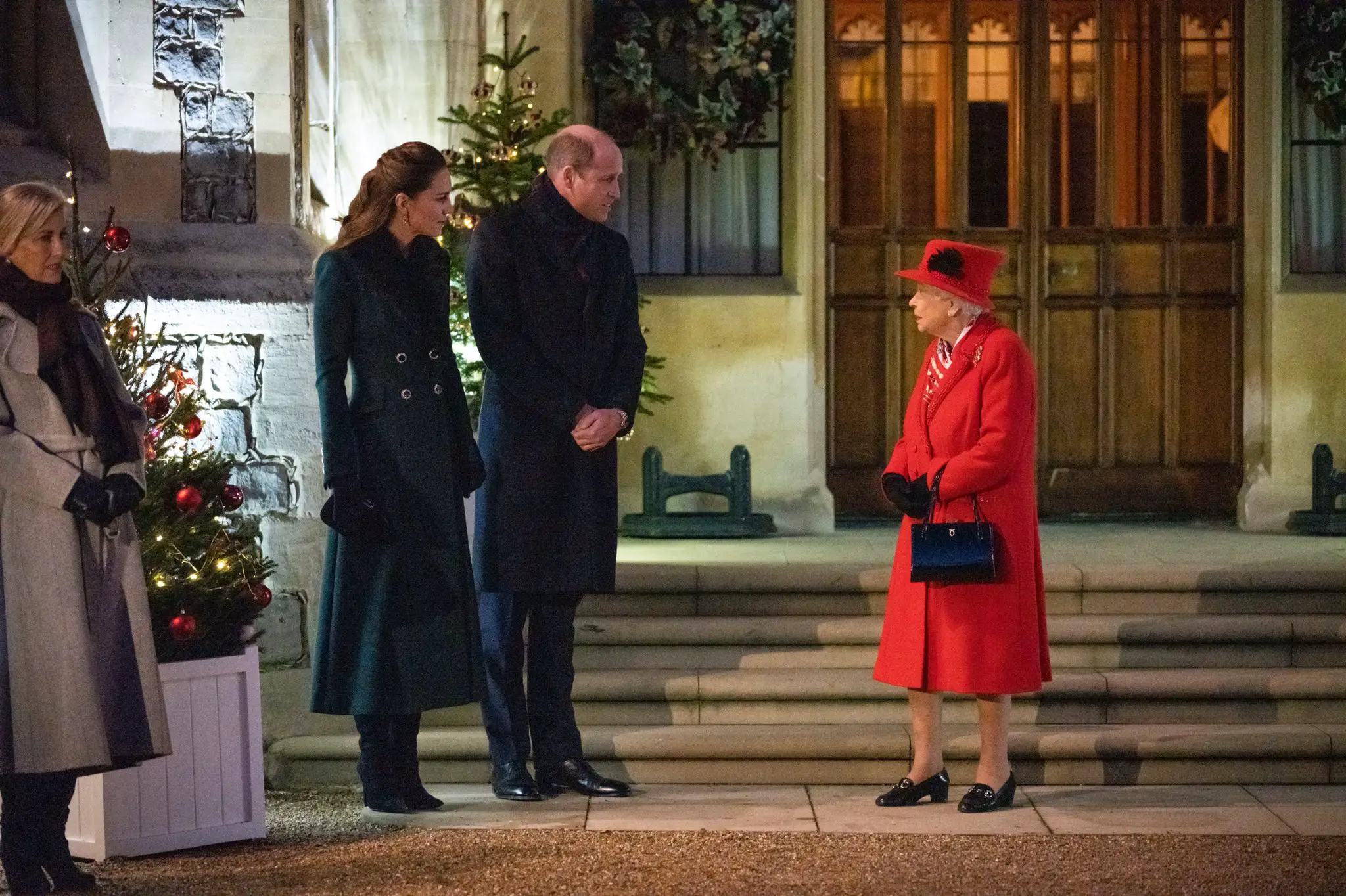 At the end of the Royal Train Tour, The Duke and Duchess of Cambridge met with The Queen and Senior Members of Royal Famiily before Christmas