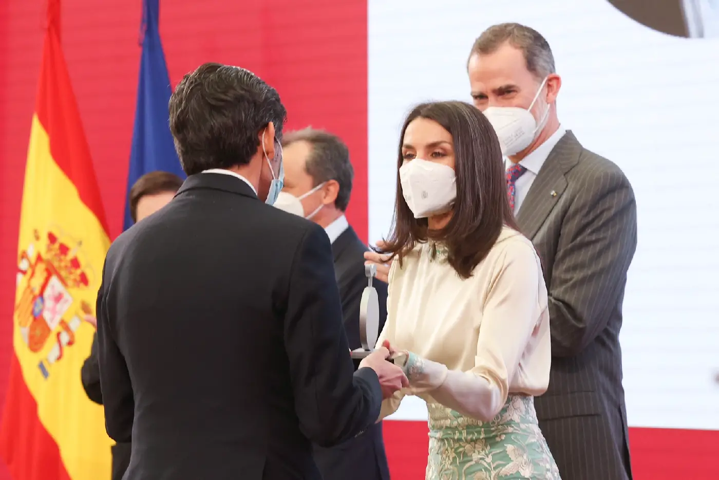 Spanish King Felipe and Queen Letizia today presented the Accreditation to the newly appointed Ambassadors of Spain