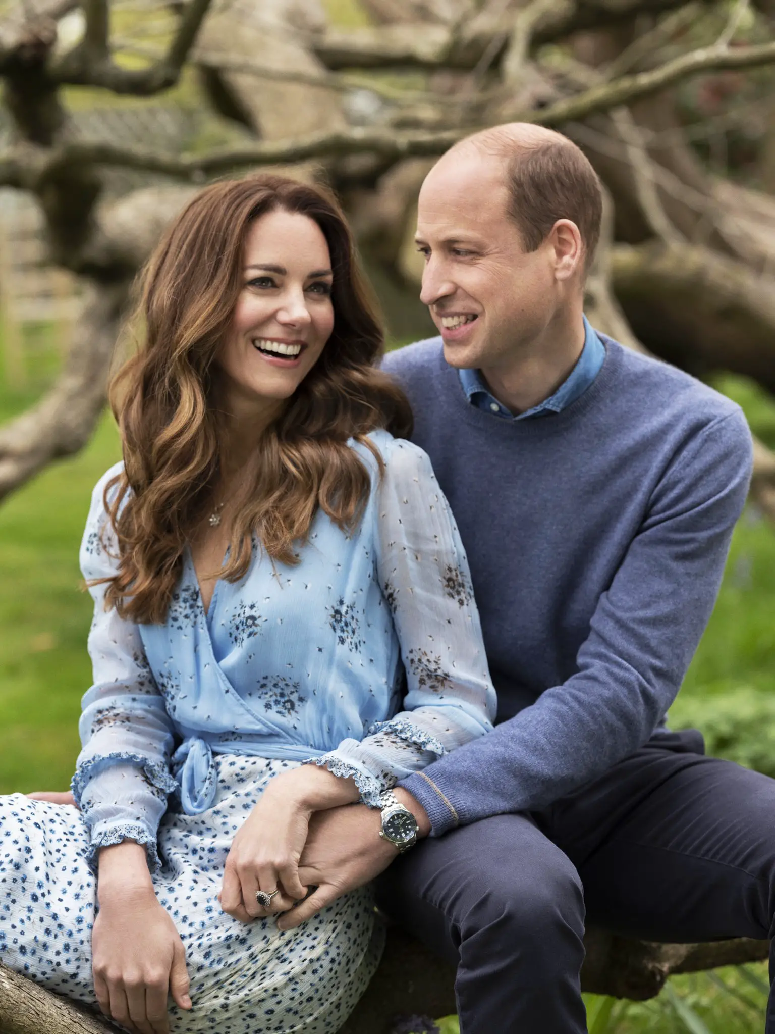 To mark their 10th Wedding anniversary, The Duke and Duchess of Cambridge shared 2 new pictures