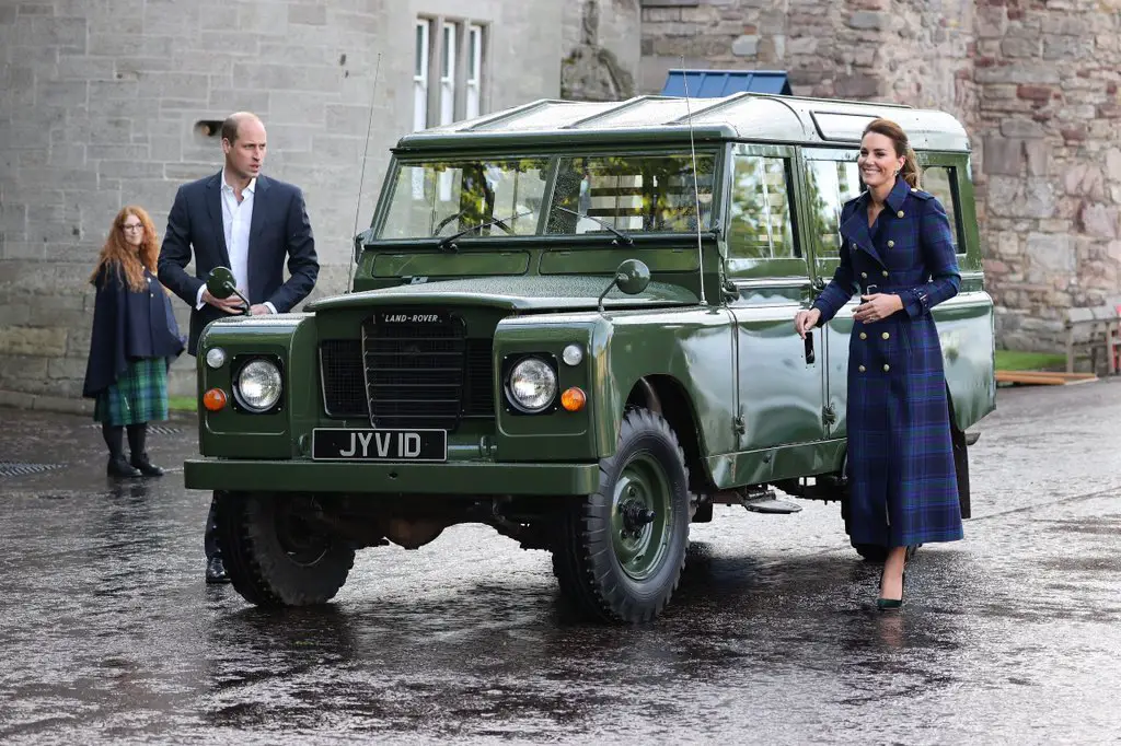 paid a tribute to the Duke of Edinburgh by arriving in a 1966 2A Land Rover that belonged to Prince Philip