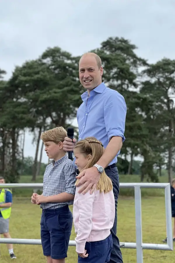 Prince William opened Sandringham Half Marathon with Prince George and princess Charlotte
