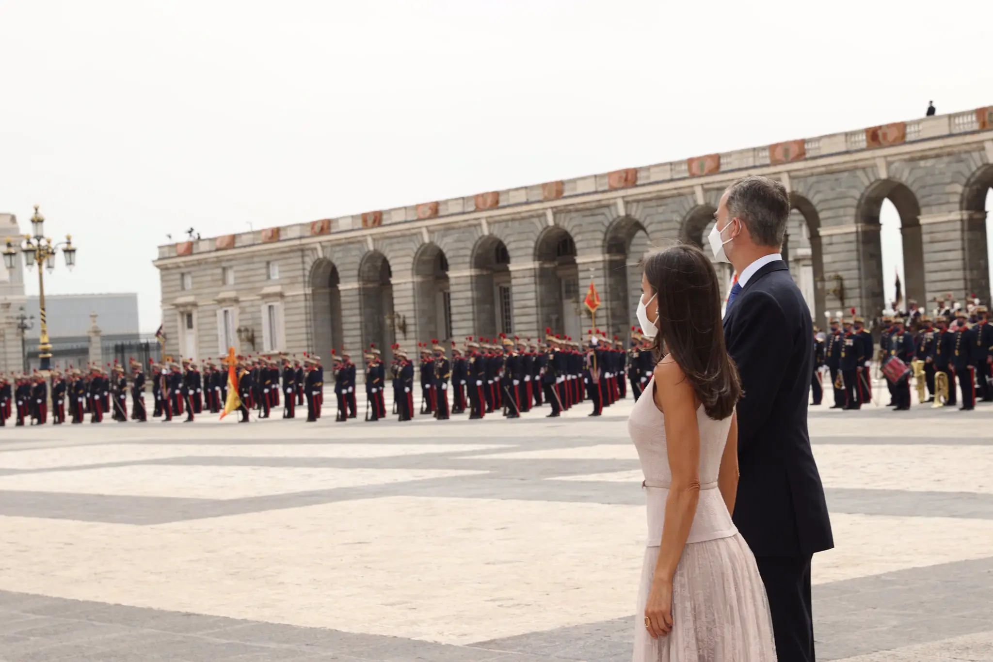 Queen Letizia in Familiar style to welcome South Korean President and First Lady