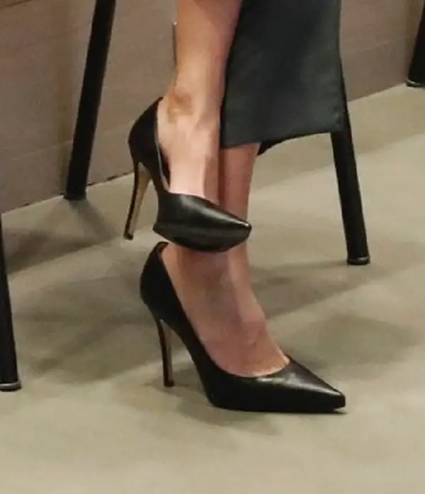 Queen Letizia wore Black Magrit pumps