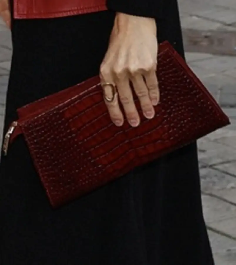 Queen Letizia carried a red Magrit Mara bag