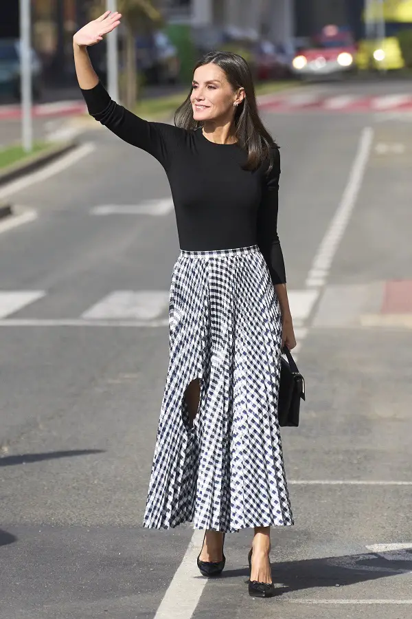 Queen Letizia in boss sweater with HM Toga Archive skirt for film festival
