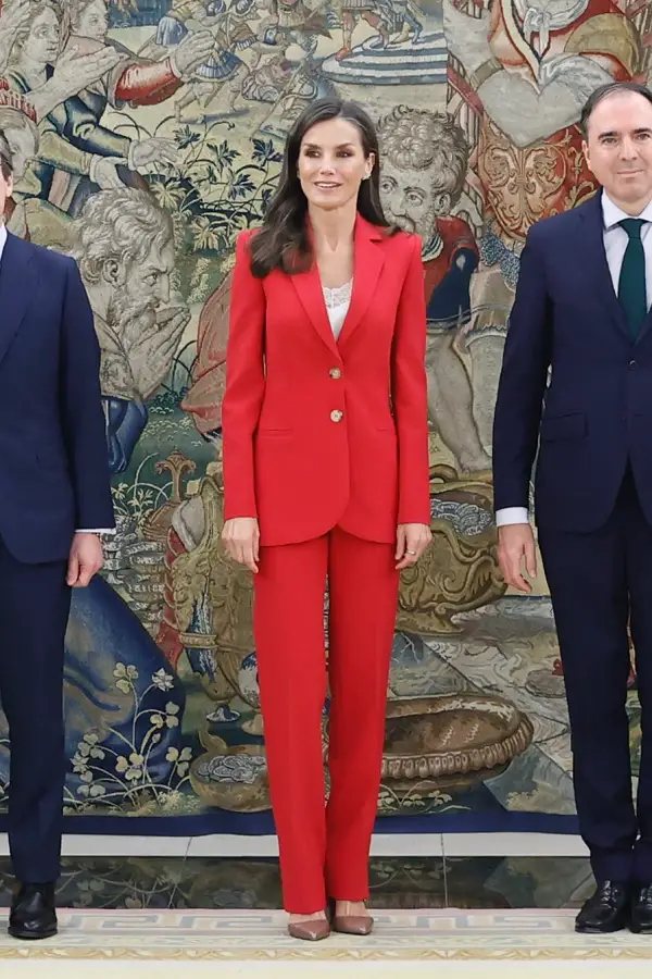Queen Letizia of Spain wore red Carolina Herrera power suit at Palace audiences