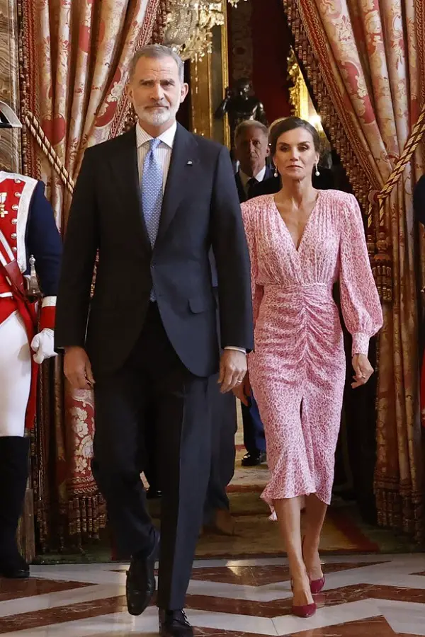 King Felipe and Queen Letizia hosted lunch for the winner of Miguel de Cervantes 2023