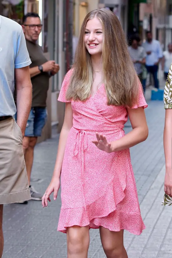 Princess Leonor of Spain will be back in Spain for Easter Break