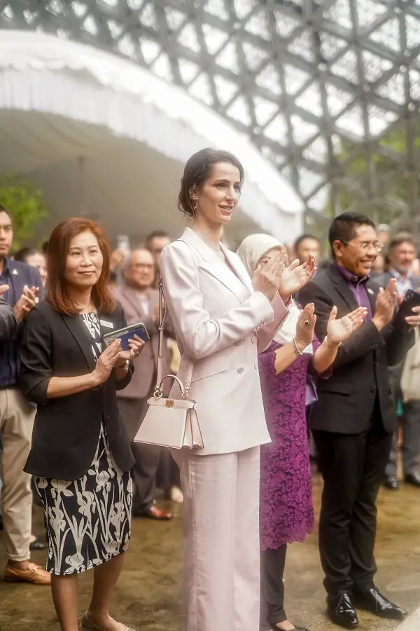 Princess Rajwa visited Jordanian exhibition at Gardens by the Bay in Singapore